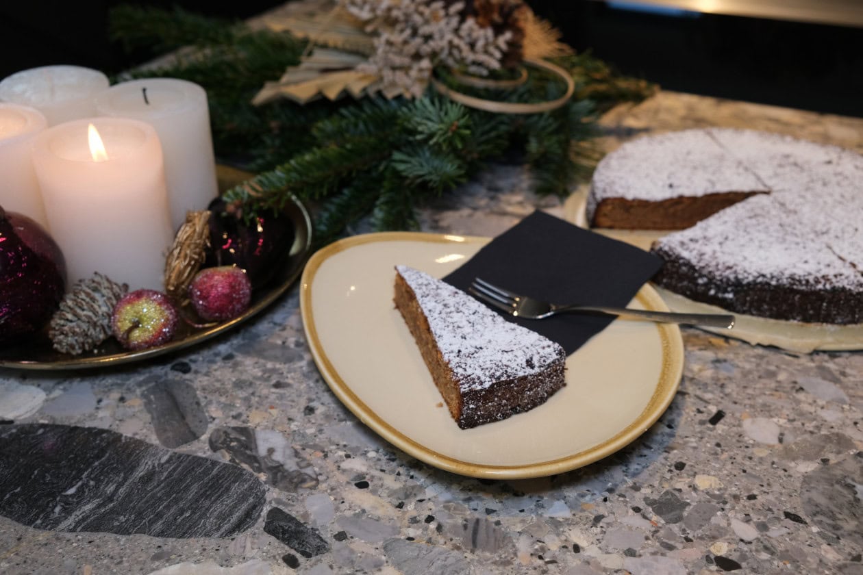 Weihnachtliche Haselnuss-Tarte