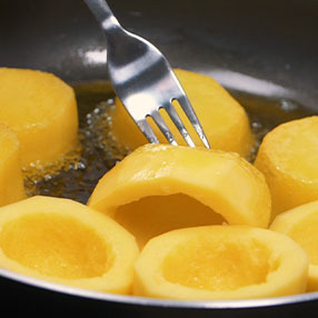 Patates Dolmasi gefuellte Kartoffeln frittieren 2020
